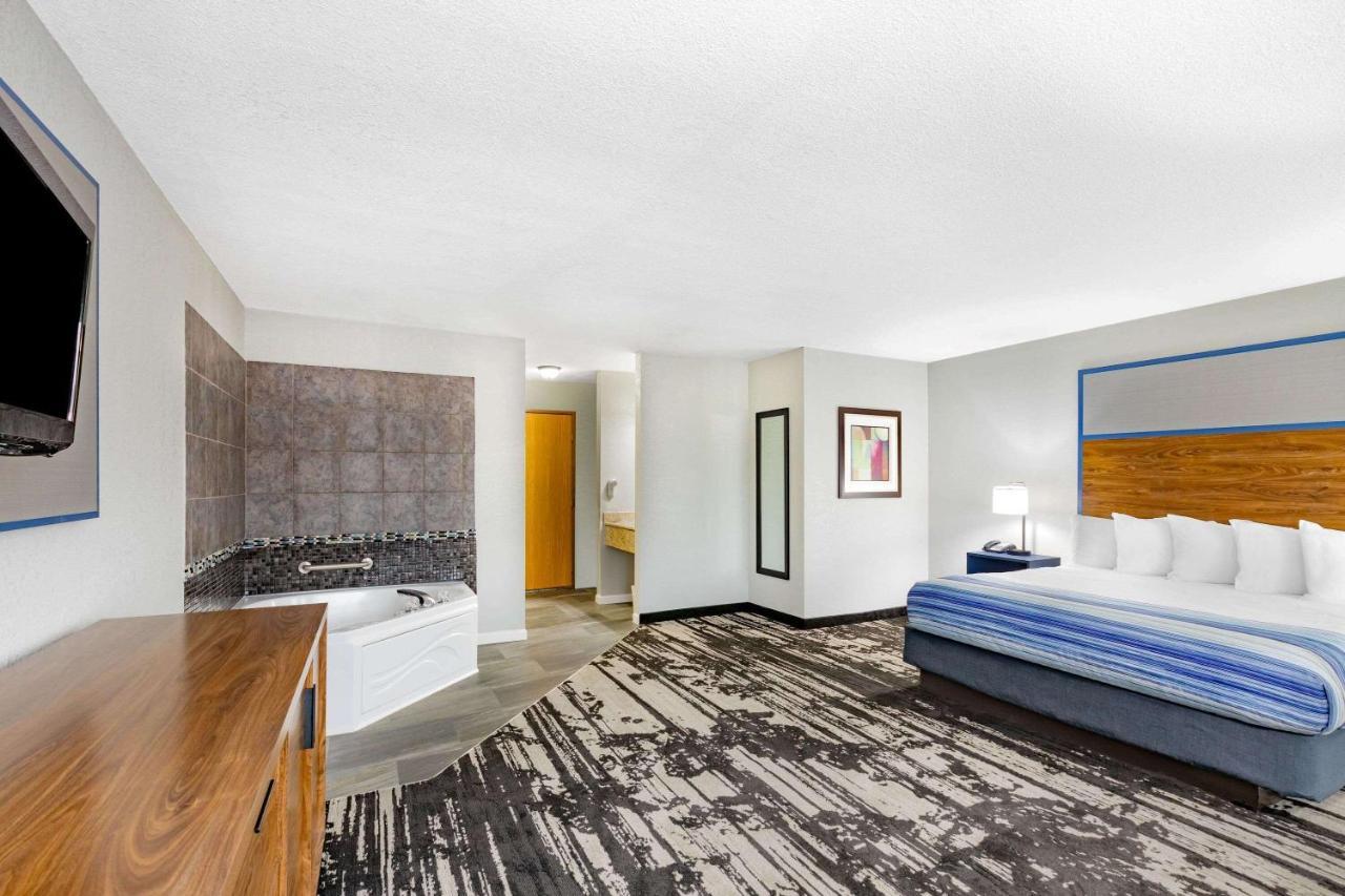 Hotel Americinn By Wyndham 3*