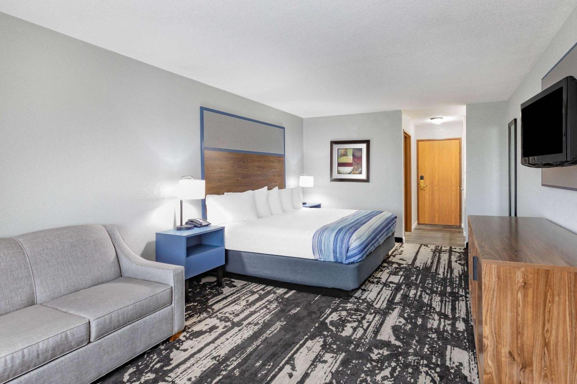 Americinn By Wyndham Hotel