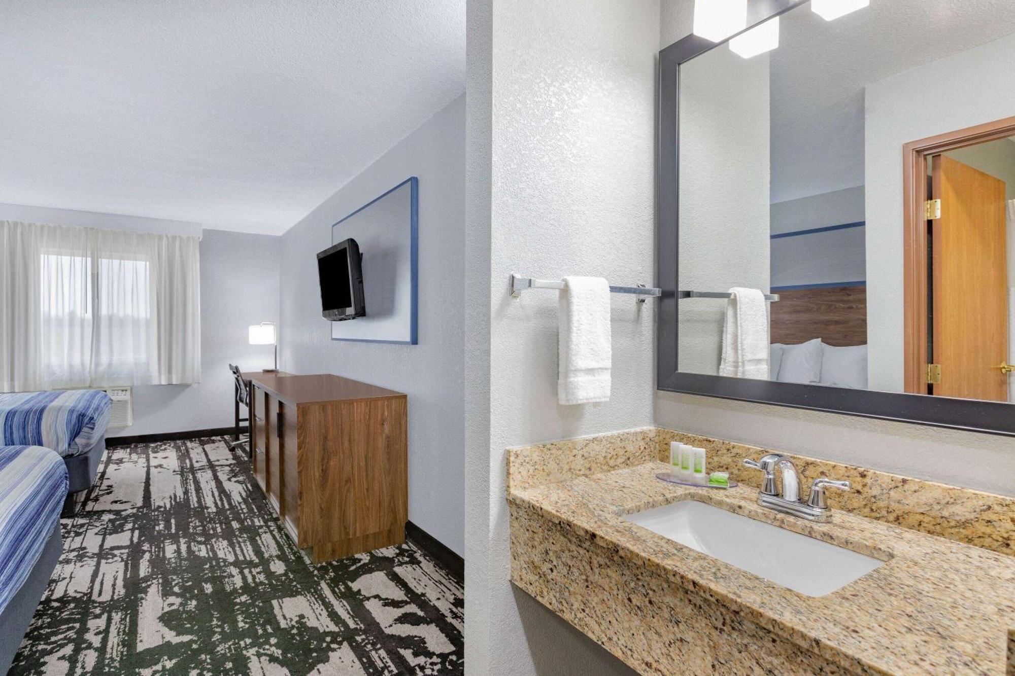Americinn By Wyndham Hotel 3*